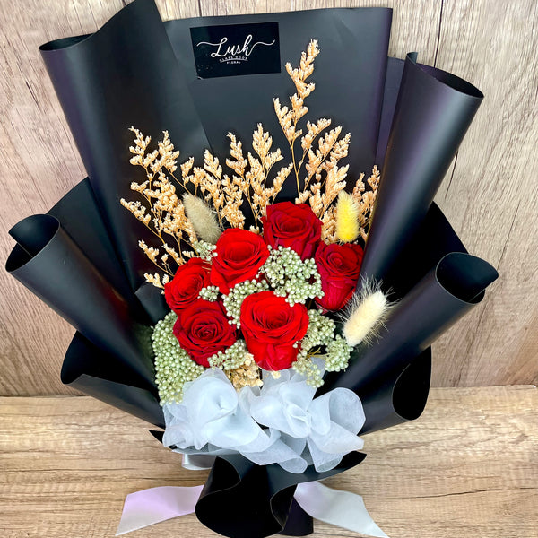 Scarlett Preserved Flower Bouquet (6 Roses - Red)