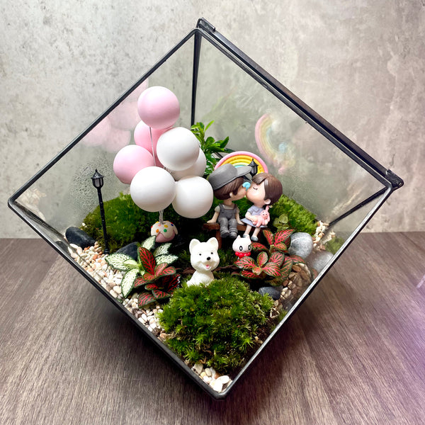 Evergreen Escape Square Geometric Terrarium