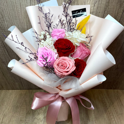 Shirley Preserved Flower Bouquet (6 Roses)