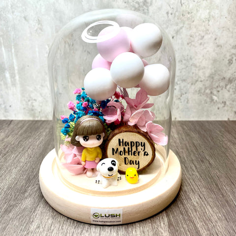 Mother's Day Lia Preserved Baby Breath in Dome Glass